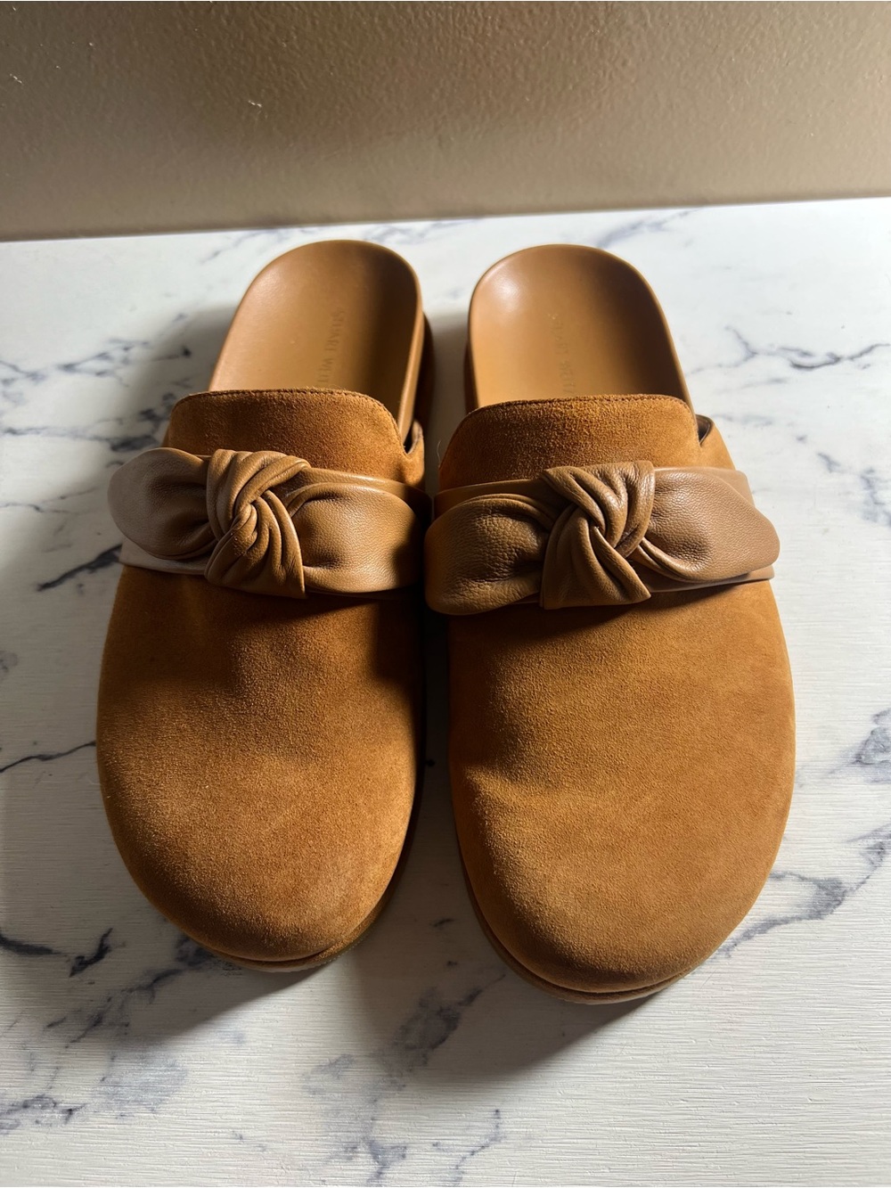 STUART WEITZMAN Twisted Bow Bandeau Clog Tan Suede Mule Slides Size 7